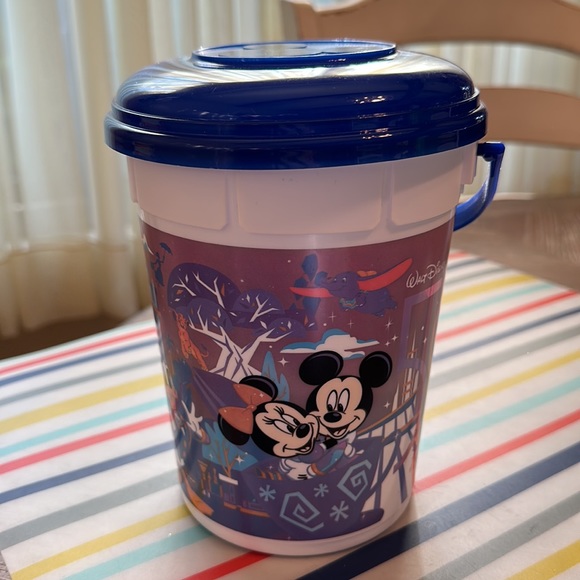 Walt Disney World 50th popcorn bucket - Picture 1 of 5